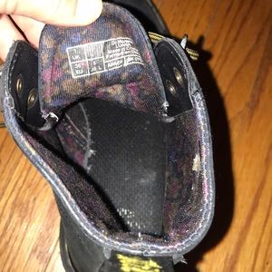 Dr. Martens Shoes - Used Doc Martens Dr. Martens Shoes - Used Doc Martens